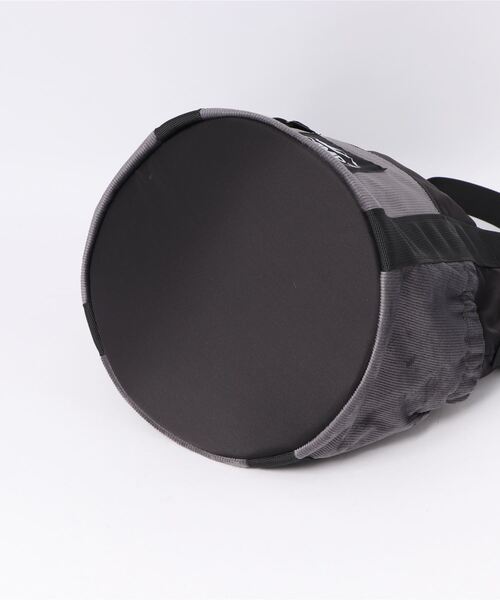 CAMP7（キャンプセブン）の「【CAMP7】コーデュロイ切替えショルダー（ショルダーバッグ・レディース・ブラウン/グレー・ONE SIZE）」の5枚目の写真