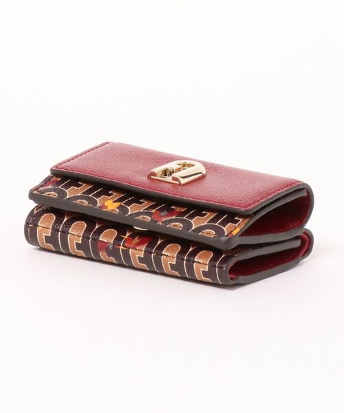 FURLA(フルラ) 1927 ARCH TRIFOLD スモールウォレット FURLA（フルラ）の「フルラ 1927 S トライフォールド ウォレット