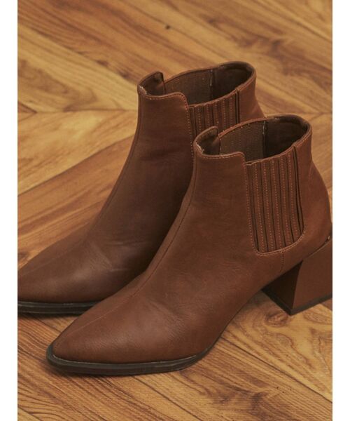 RESEXXY(リゼクシー)の「【IS】サイドゴアブーツ(ブーツ・レディース・ブラック/ブラウン・SMALL/MEDIUM/LARGE)」の1枚目の写真