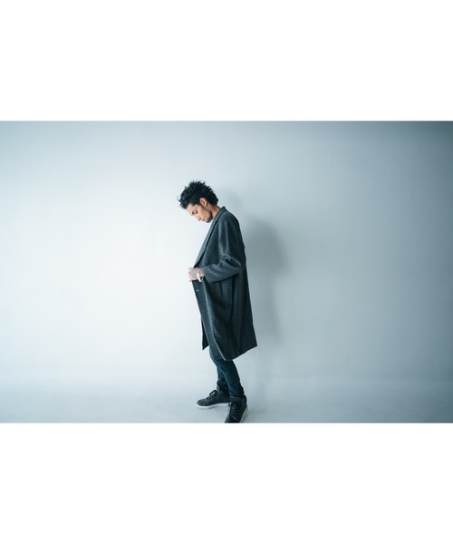 VIBGYOR（ヴィブジョー）の「【360】チェスターコート（チェスターコート・メンズ・ブラック/グレイッシュベージュ/オリーブ/ブラウン系その他/グレー系その他・LARGE/MEDIUM）」の4枚目の写真