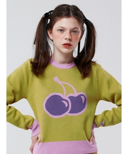 KIRSH(キルシー)の「【KOREA KIRSH オリジナルライン】『KIRSH/キルシー』BIG CHERRY JACQUARD KNIT/ビックチェリー ジャガード ニット(ニット/セーター・レディース・グリーン/パープル/オレンジ・FREE)」の2枚目の写真