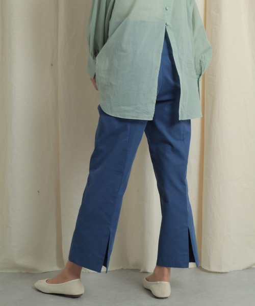 SENSE OF PLACE by URBAN RESEARCH(センスオブプレイスバイアーバンリサーチ)の「バックスリットストレートワイドパンツ(その他パンツ・レディース・ブラック/ベージュ/ロイヤルブルー・SMALL/MEDIUM)」の3枚目の写真