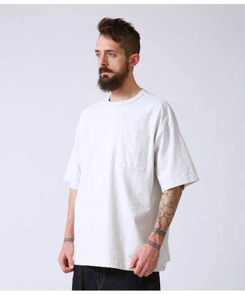 【関税&送料込】Golden  Distressed T-Shirt Tシャツ メンズ バックサーティーンプリント半袖Tシャツ 黒
