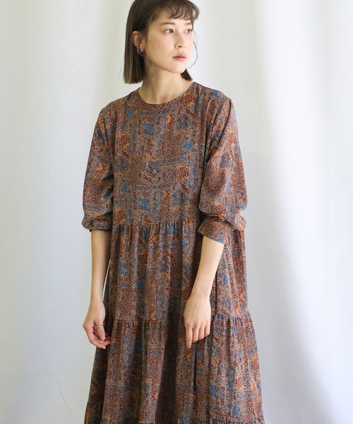 select MOCA（セレクトモカ）の「2021 SS 小花柄レトロティアードワンピース（ワンピース・レディース・ホワイト/ブラウン・FREE）」の4枚目の写真