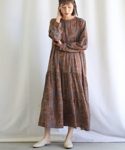 select MOCA（セレクトモカ）の「2021 SS 小花柄レトロティアードワンピース（ワンピース・レディース・ホワイト/ブラウン・FREE）」の10枚目の写真