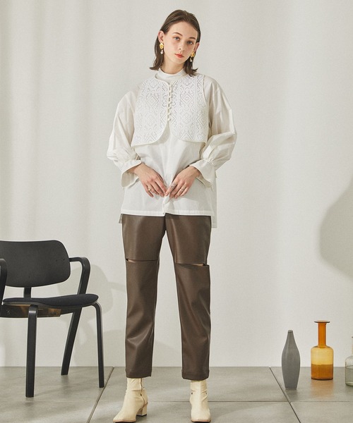 PUBLIC TOKYO(パブリックトウキョウ)の「クロシェレイヤーバンドカラーシャツ(シャツ/ブラウス・レディース・ホワイト/ブラック・FREE)」の6枚目の写真