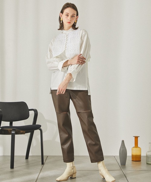 PUBLIC TOKYO(パブリックトウキョウ)の「クロシェレイヤーバンドカラーシャツ(シャツ/ブラウス・レディース・ホワイト/ブラック・FREE)」の4枚目の写真