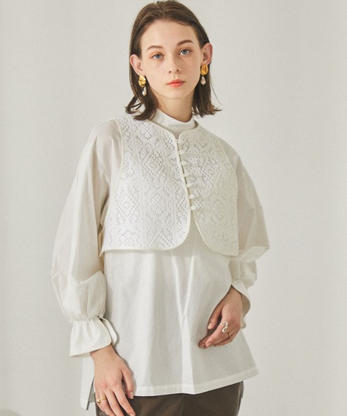 PUBLIC TOKYO(パブリックトウキョウ)の「クロシェレイヤーバンドカラーシャツ(シャツ/ブラウス・レディース・ホワイト/ブラック・FREE)」の8枚目の写真