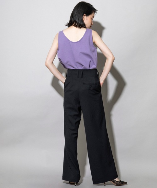 Munich(ミューニック)の「トリアセテートファイバーオックス タックワイドパンツ(その他パンツ・レディース・ベージュ/ブラック・S/M/XS)」の17枚目の写真