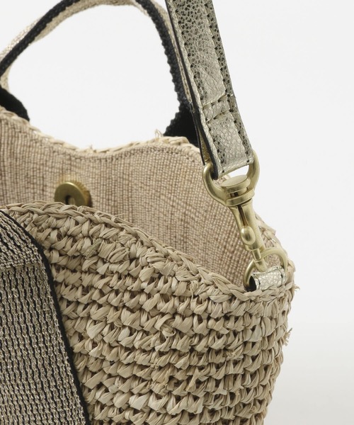 URBAN RESEARCH ROSSO（アーバンリサーチロッソ）の「VIOLAd’ORO　ラフィアカゴバッグ SMALL（かごバッグ・レディース・ゴールド/ライトブラウン/ストライプ・-）」の12枚目の写真
