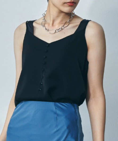 ECRIRE（エクリール）の「フロントボタンキャミ（キャミソール・レディース・ブラック/オフホワイト/イエロー/グリーン/ラベンダー・フリー）」の3枚目の写真