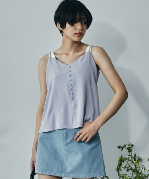 ECRIRE（エクリール）の「フロントボタンキャミ（キャミソール・レディース・ブラック/オフホワイト/イエロー/グリーン/ラベンダー・フリー）」の7枚目の写真