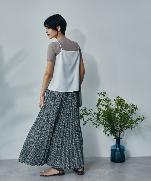 ECRIRE（エクリール）の「フロントボタンキャミ（キャミソール・レディース・ブラック/オフホワイト/イエロー/グリーン/ラベンダー・フリー）」の11枚目の写真