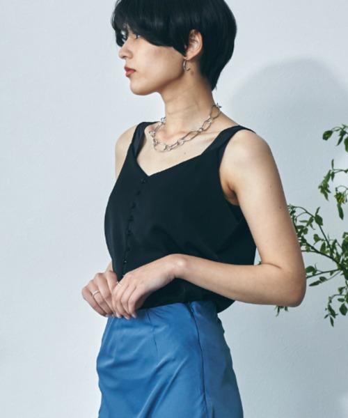 ECRIRE（エクリール）の「フロントボタンキャミ（キャミソール・レディース・ブラック/オフホワイト/イエロー/グリーン/ラベンダー・フリー）」の12枚目の写真