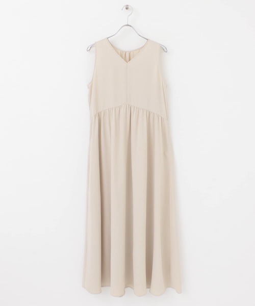 ITEMS URBANRESEARCH(アイテムズ アーバンリサーチ)の「Vネックノースリーブワンピース(ワンピース・レディース・ライトブルー/レッド系その他/アイボリー・FREE)」の9枚目の写真