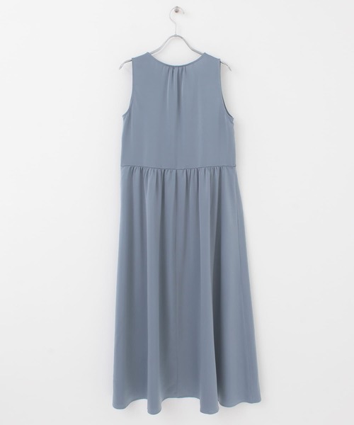 ITEMS URBANRESEARCH(アイテムズ アーバンリサーチ)の「Vネックノースリーブワンピース(ワンピース・レディース・ライトブルー/レッド系その他/アイボリー・FREE)」の6枚目の写真