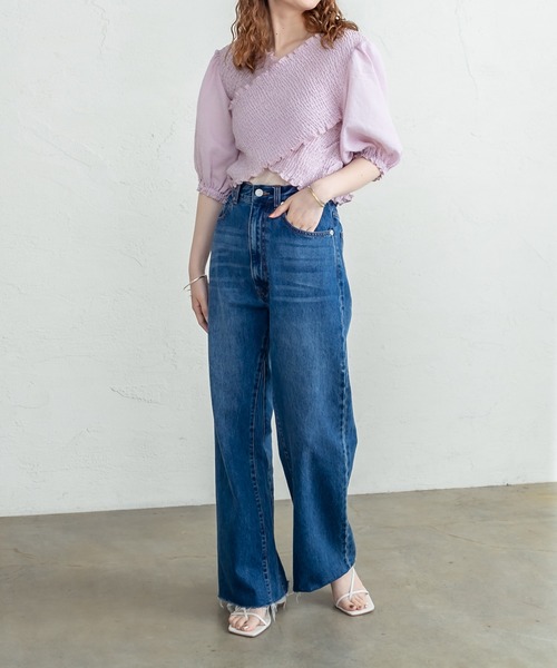 mystic(ミスティック)の「シャーリングクロスブラウス(シャツ/ブラウス・レディース・オフホワイト/イエロー/ピンク/ブラック・FREE)」の16枚目の写真