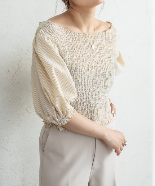 mystic(ミスティック)の「シャーリングクロスブラウス(シャツ/ブラウス・レディース・オフホワイト/イエロー/ピンク/ブラック・FREE)」の9枚目の写真