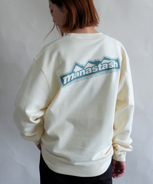 MANASTASH（マナスタッシュ）の「MANASTASH/マナスタッシュ　W's SWEAT BACK LOGO　ウィメンズ　スウェット　バックロゴ（スウェット・レディース・チャコールグレー/サンドベージュ/ナチュラル/パープル・MEDIUM）」の3枚目の写真