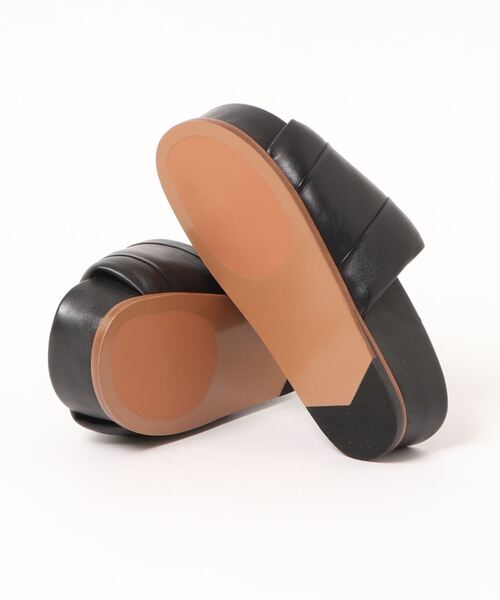 note et silence （ノートエシロンス）の「JVAM  TALL FOOTBED SLIDERS サンダル（サンダル・レディース・ブラック・36/37）」の3枚目の写真