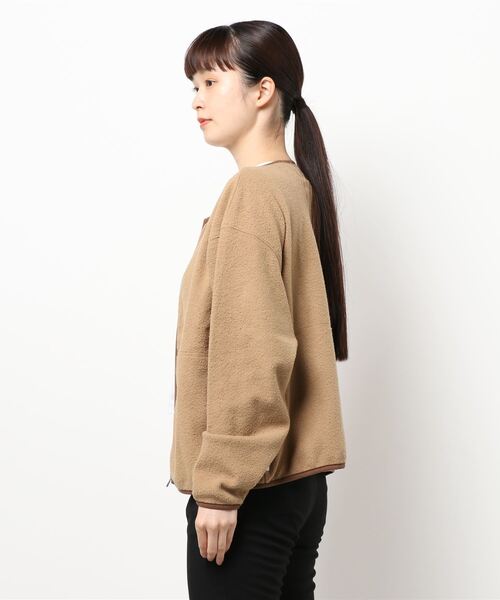 roial（ロイアル）の「JACKET/ROIAL(ロイアル) ノーカラーフリース（その他アウター・レディース・ベージュ/オートミール・SMALL/MEDIUM）」の3枚目の写真