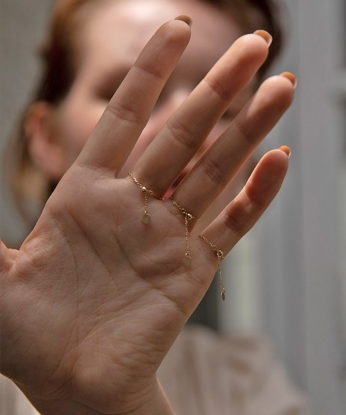 mangata（モンガータ）の「10K　Pale chain ring（リング・レディース・イエロー/グリーン/ピンク・FREE）」の7枚目の写真