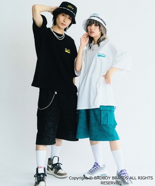 BAD BOY（バッドボーイ）の「∴WEGO/BAD BOYバッグプリント半袖Tシャツ（Tシャツ/カットソー・メンズ・ホワイト/ブラック・MEDIUM/LARGE）」の5枚目の写真