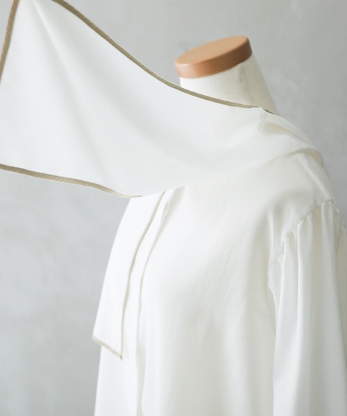 osharewalker（オシャレウォーカー）の「【廃盤】『セーラーチュニックブラウス』（シャツ/ブラウス・レディース・ブラック/オフホワイト/キャメル・FREE）」の6枚目の写真