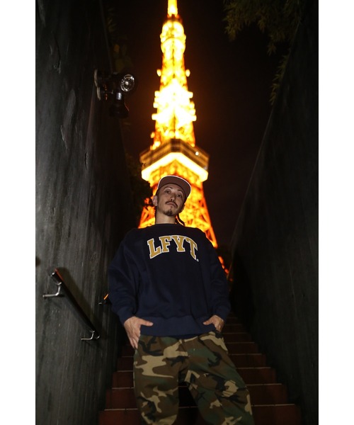 Lafayette（ラファイエット）の「LFYT ラファイエット [Lafayette] - アーチロゴ クルーネック スウェットシャツ [LFYT ARCH LOGO CREWNECK SWEATSHIRT]（スウェット・メンズ・アッシュグレー/ライトブルー/ブラック/パープル/ネイビー・M/L/XL/XXL/S）」の17枚目の写真