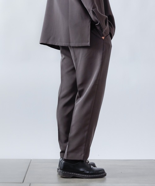 COLONY 2139（コロニートゥーワンスリーナイン）の「ストレッチイージーケアパンツ(テーパード)/スラックス※セットアップ対応（スラックス・メンズ・チャコールグレー/ブラック/ネイビー・MEDIUM/LARGE/X-LARGE）」の11枚目の写真