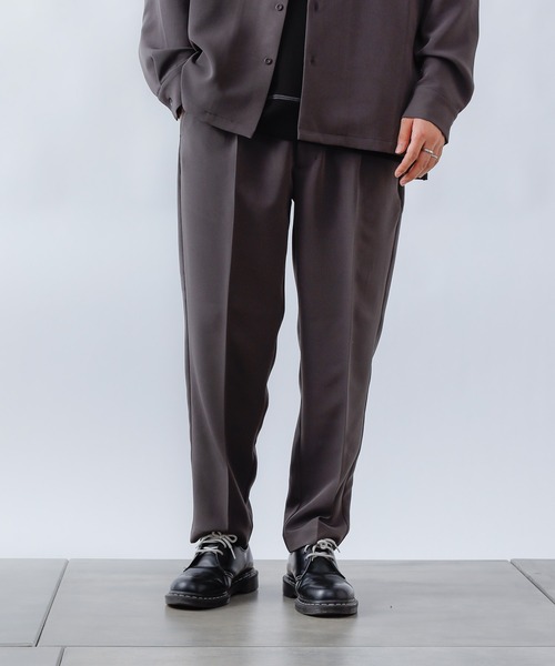 COLONY 2139（コロニートゥーワンスリーナイン）の「ストレッチイージーケアパンツ(テーパード)/スラックス※セットアップ対応（スラックス・メンズ・チャコールグレー/ブラック/ネイビー・MEDIUM/LARGE/X-LARGE）」の10枚目の写真