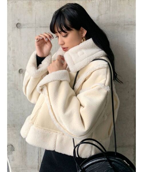 EMODA（エモダ）の「ショートフェイクムートンブルゾン（ムートンコート・レディース・アイボリー/ブラック/その他/その他1・FREE）」の8枚目の写真