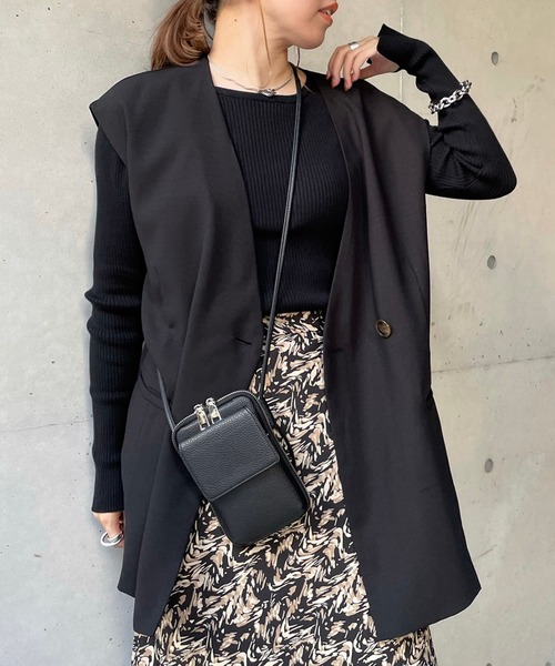 DouDou（ドゥドゥ）の「袖スリット2WAYリブプルオーバー（ニット/セーター・レディース・ブラック/グリーン/グレイッシュベージュ・FREE）」の21枚目の写真