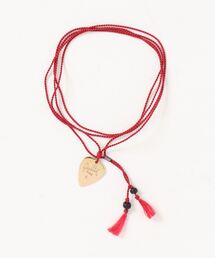 amp japan（アンプジャパン）の「「amp japan collection / アンプジャパンコレクション」ピック w/シルクストリングブレスレット（ブレスレット・メンズ・レッド系）」