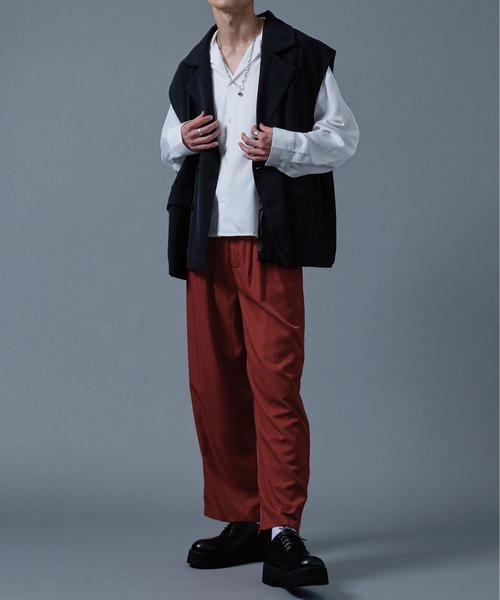 Ellno Loset（エルノロゼット）の「ダブルテーラードジレ（ベスト・メンズ・ブラック/ダークブルー・MEDIUM/LARGE）」の7枚目の写真