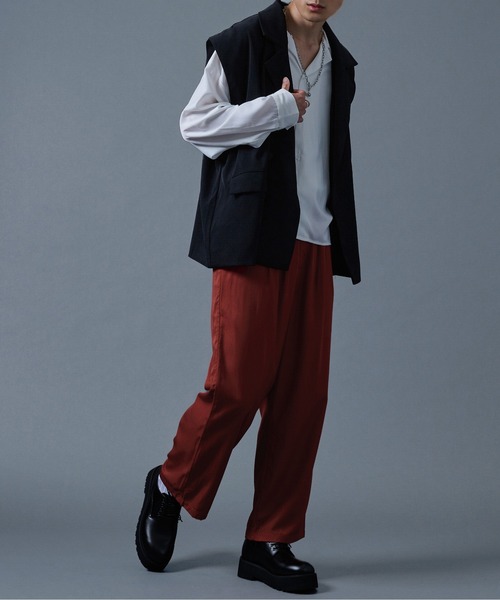 Ellno Loset（エルノロゼット）の「ダブルテーラードジレ（ベスト・メンズ・ブラック/ダークブルー・MEDIUM/LARGE）」の16枚目の写真