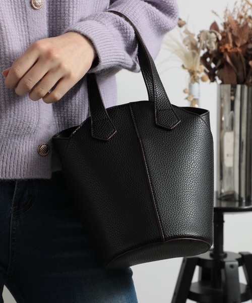 MAISON BREEZE(メゾンブリーズ)の「シーンやコーデによって変形可能な万能バッグ♪【MAISON BREEZE】ハイクオリティ2WAYバケツショルダーバッグ KNF【自立型】(ショルダーバッグ・レディース・ホワイト/ブラック/ブラウン/グレー・FREE)」の22枚目の写真