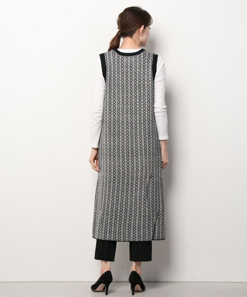 Per sist ence（パーシエンス）の「Per sist ence/パーシエンス　ダブルジャカード ロングニットベスト（ベスト・レディース・ブラック/ベージュ・FREE）」の3枚目の写真