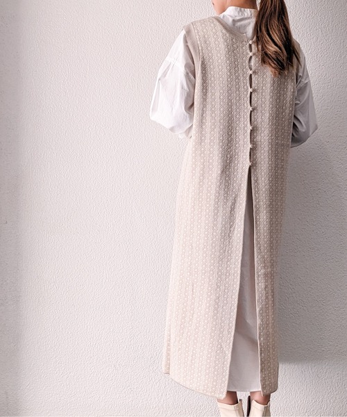 Per sist ence（パーシエンス）の「Per sist ence/パーシエンス　ダブルジャカード ロングニットベスト（ベスト・レディース・ブラック/ベージュ・FREE）」の2枚目の写真