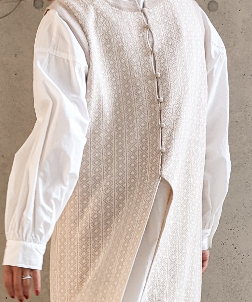 Per sist ence（パーシエンス）の「Per sist ence/パーシエンス　ダブルジャカード ロングニットベスト（ベスト・レディース・ブラック/ベージュ・FREE）」の22枚目の写真