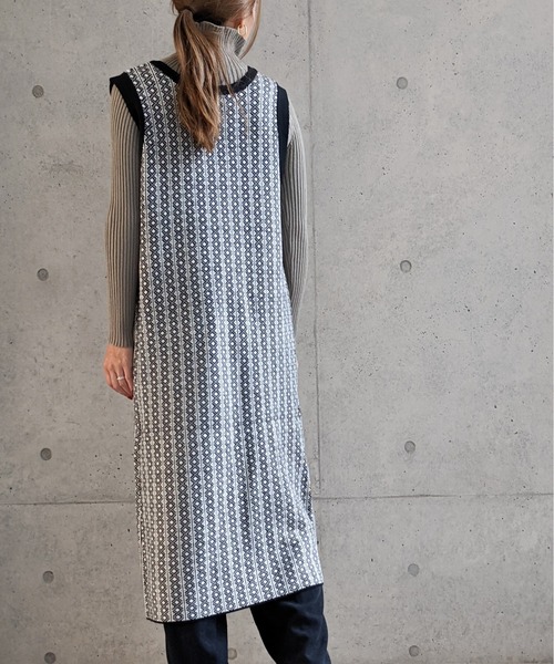 Per sist ence（パーシエンス）の「Per sist ence/パーシエンス　ダブルジャカード ロングニットベスト（ベスト・レディース・ブラック/ベージュ・FREE）」の8枚目の写真