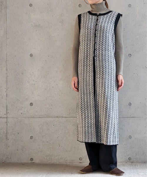 Per sist ence（パーシエンス）の「Per sist ence/パーシエンス　ダブルジャカード ロングニットベスト（ベスト・レディース・ブラック/ベージュ・FREE）」の11枚目の写真