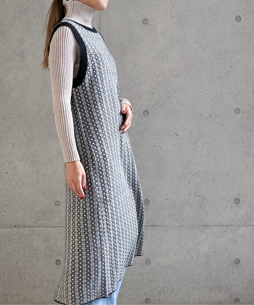 Per sist ence（パーシエンス）の「Per sist ence/パーシエンス　ダブルジャカード ロングニットベスト（ベスト・レディース・ブラック/ベージュ・FREE）」の16枚目の写真