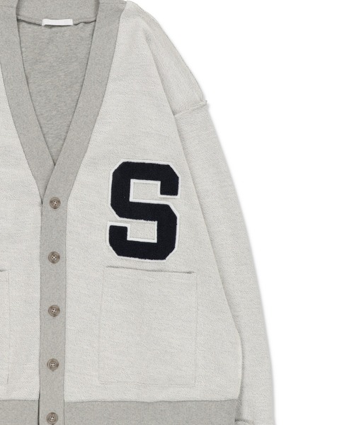 SPINNS（スピンズ）の「【ゆるシルエット】インサイドアウト 裏起毛レタードカーディガン（カーディガン/ボレロ・レディース・ネイビー/杢グレー/ダークグリーン/オレンジ系その他・ONESIZE）」の13枚目の写真