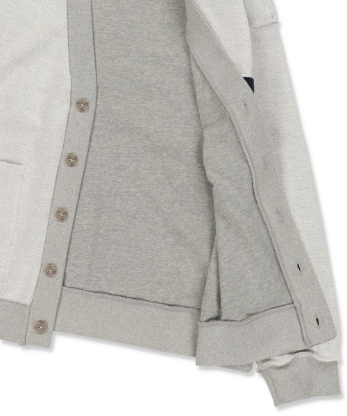 SPINNS（スピンズ）の「【ゆるシルエット】インサイドアウト 裏起毛レタードカーディガン（カーディガン/ボレロ・レディース・ネイビー/杢グレー/ダークグリーン/オレンジ系その他・ONESIZE）」の17枚目の写真