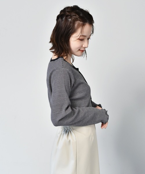 RETRO GIRL（レトロガール）の「パイピングテレコカーデ（カーディガン/ボレロ・レディース・ホワイト系その他/イエロー系その他/グレー系その他/グリーン系その他・FREE）」の22枚目の写真