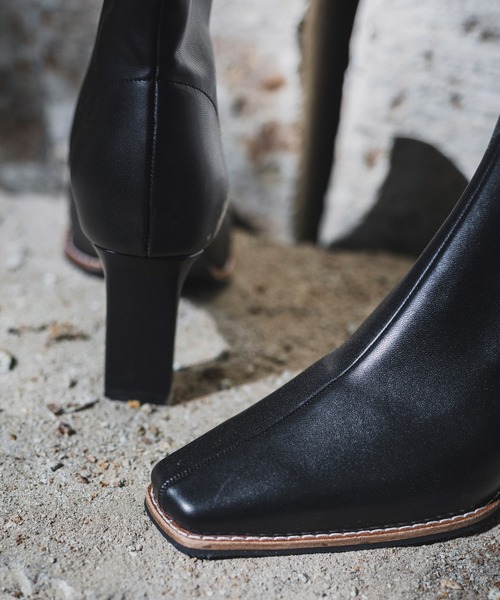 EVOL(イーボル)の「EVOL×Yukko コラボショートブーツAR30456(ブーツ・レディース・ブラック/ブラウン/アイボリー・S/M/L/LL/XS)」の15枚目の写真