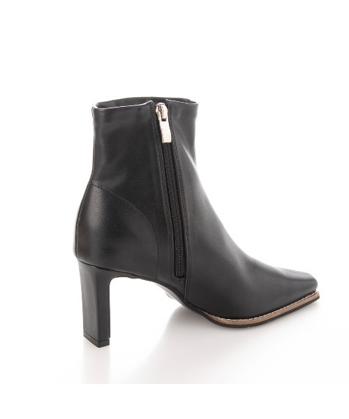 EVOL(イーボル)の「EVOL×Yukko コラボショートブーツAR30456(ブーツ・レディース・ブラック/ブラウン/アイボリー・S/M/L/LL/XS)」の10枚目の写真