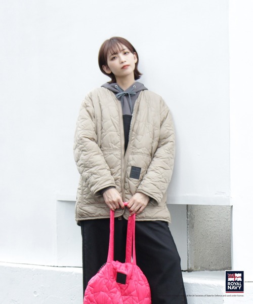 H.A.K（ハク）の「H.A.K×ROYAL NAVY ボア＆ナイロンスターキルティング