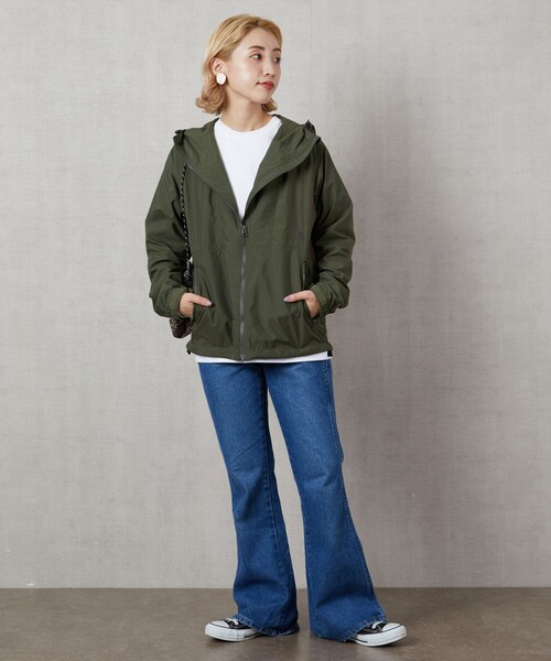 FREAK'S STORE(フリークスストア)の「【WEB限定】THE NORTH FACE/ザ・ノースフェイス Compact Nomad Jacket/コンパクトノマドジャケット(マウンテンパーカー・レディース・ブラック/オリーブ・MEDIUM/LARGE)」の10枚目の写真